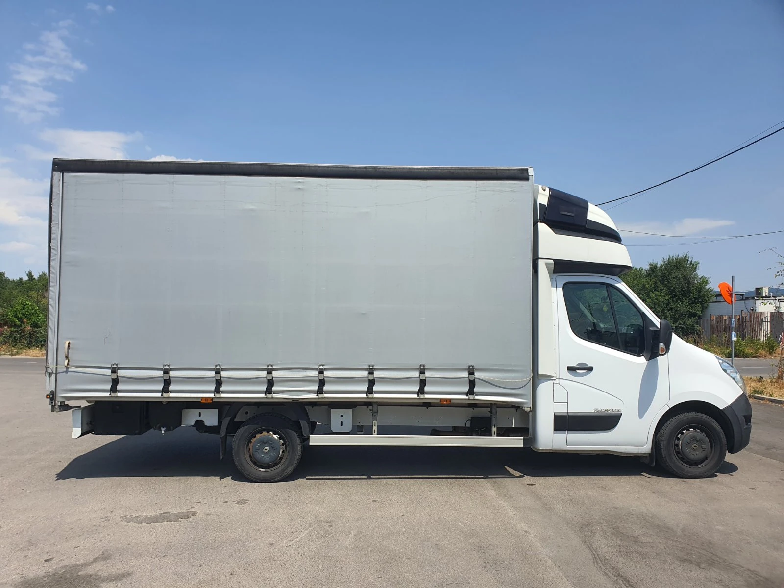 Renault Master, снимка 2 - Бусове и автобуси - 54803416