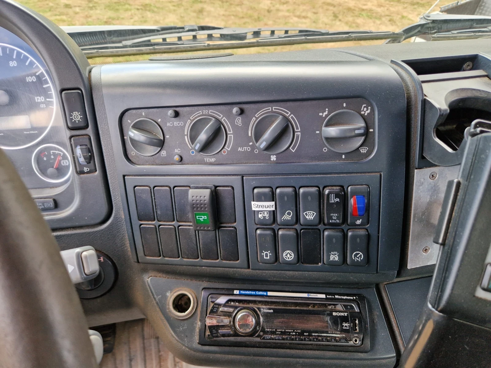Man Tga 18.320 4X4  самосвал - изображение 5