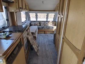 Каравана Bailey Senator , снимка 6 - Каравани и кемпери - 53694593