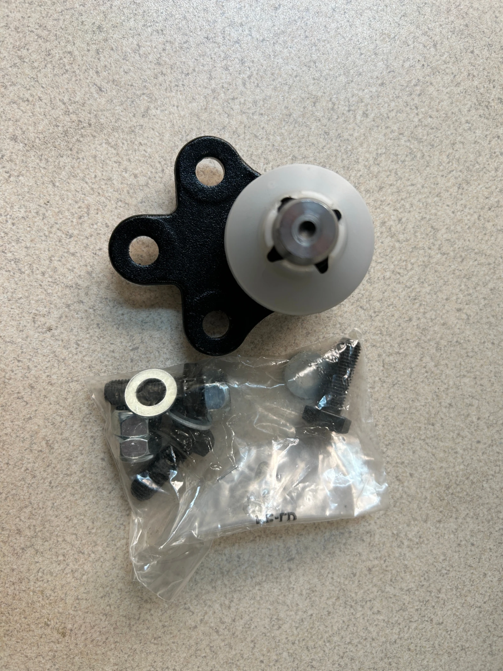 Висококачествени нови турски шарнири за носачи на Opel Mokka, Chevrolet Trax и Buik Encore