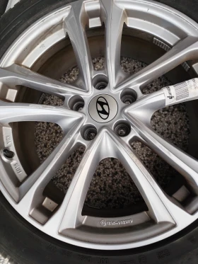 Гуми с джанти Dunlop 235/50R19, снимка 2