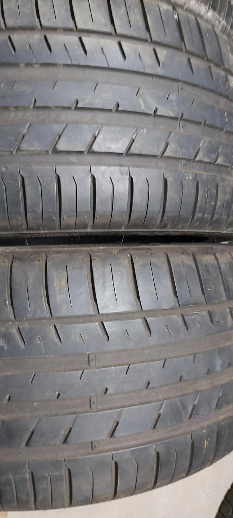 Гуми Летни 255/40R19, снимка 3 - Гуми и джанти - 32571903