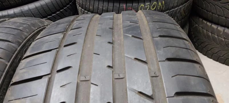 Гуми Летни 255/40R19, снимка 5 - Гуми и джанти - 32571903