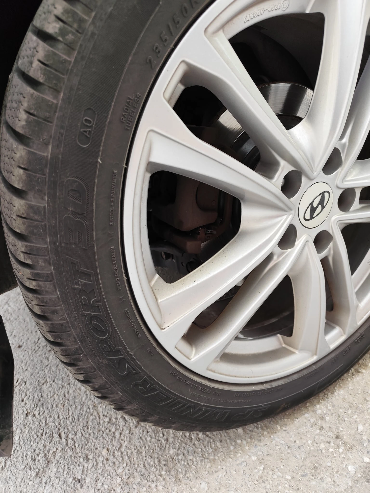 Гуми с джанти Dunlop 235/50R19, снимка 4 - Гуми и джанти - 55991934
