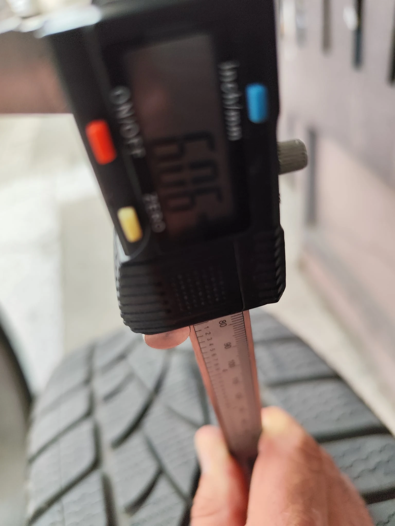 Гуми с джанти Dunlop 235/50R19, снимка 16 - Гуми и джанти - 55991934