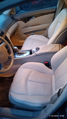Mercedes-Benz E 270 CDI, снимка 8