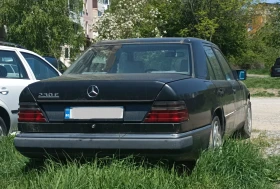 Mercedes-Benz E 230, снимка 3