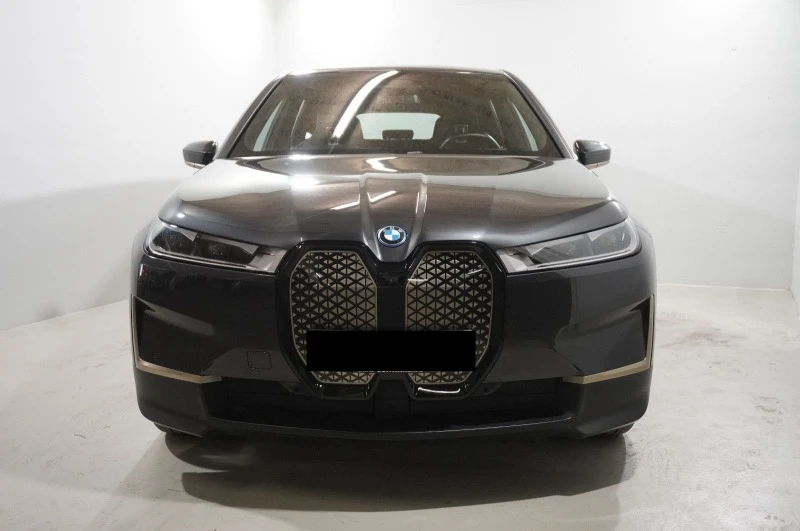 BMW iX xDrive40*Titanbronze*Iconic*Harman Kardon*ГАРАНЦИЯ, снимка 1 - Автомобили и джипове - 47451460