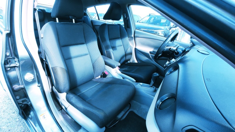 Honda Insight HYBRID КАТО ОТ МАГАЗИНА, НОВ!!!, снимка 9 - Автомобили и джипове - 44422890