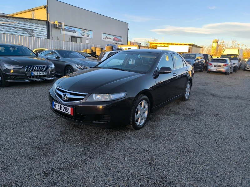 Honda Accord 2.0i-Vtec, снимка 3 - Автомобили и джипове - 48398271