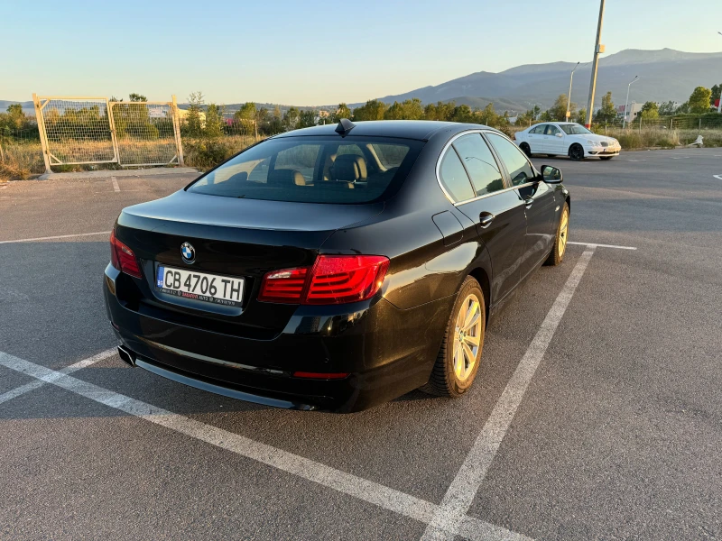 BMW 523 3.0i, снимка 6 - Автомобили и джипове - 48412606