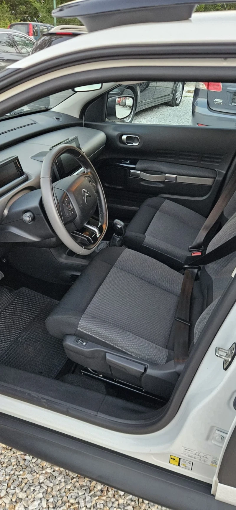 Citroen C4 Cactus 1.2, 82к.с., снимка 12 - Автомобили и джипове - 51357930