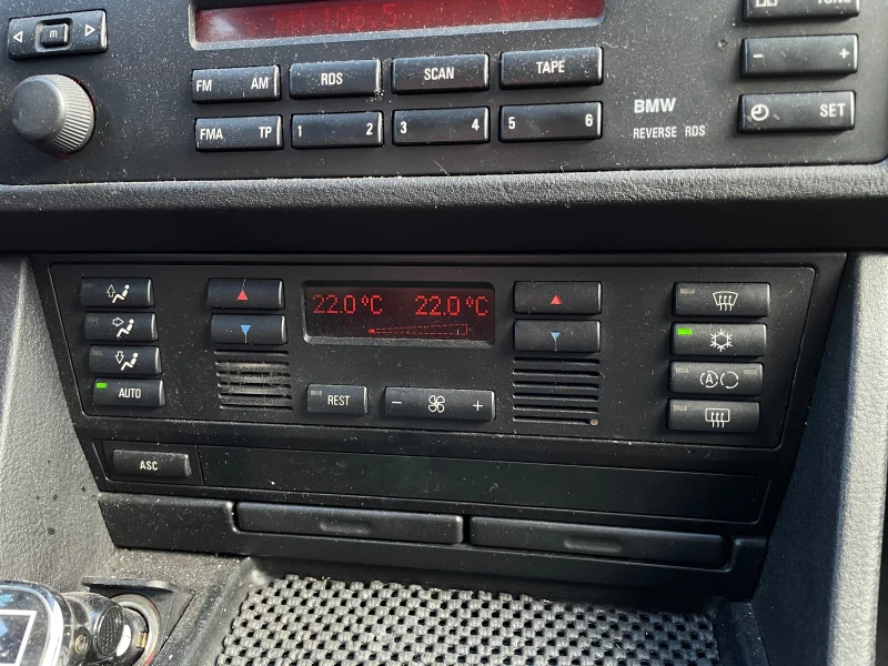 BMW 525 TDS, снимка 14 - Автомобили и джипове - 52477937