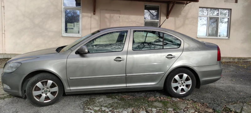Skoda Octavia, снимка 2 - Автомобили и джипове - 52747691