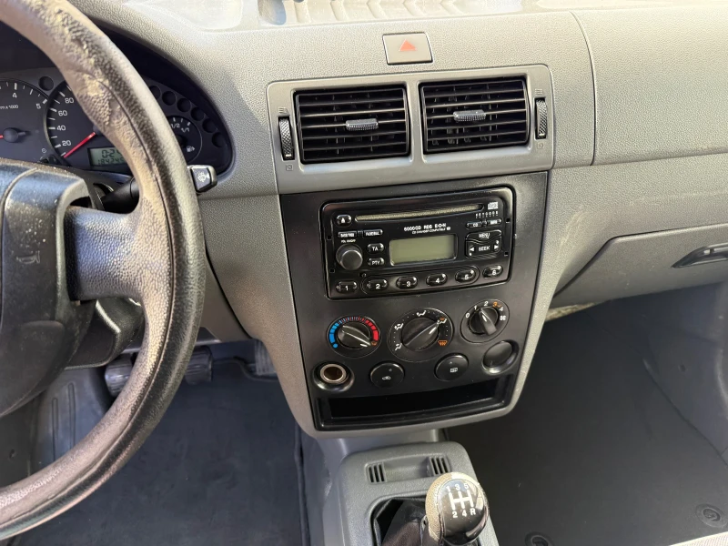 Ford Connect 1.8 - 3900 лв. - 42525784 | Car24.bg