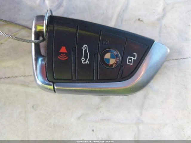 BMW 330 * КОЖА* ПОДГРЕВ* ШИБИДАХ* КАМЕРА* LED* NAVI* , снимка 10 - Автомобили и джипове - 54881169