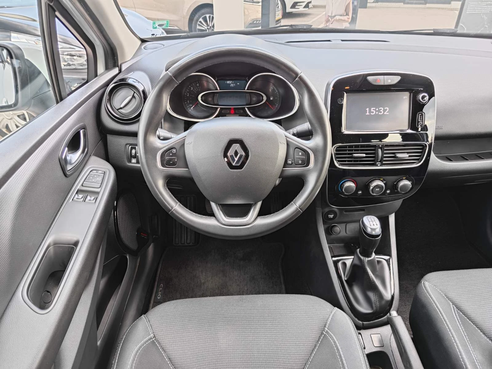 Renault Clio 1.5 DCi 75k.c. | Mobile.bg � ����������� 11