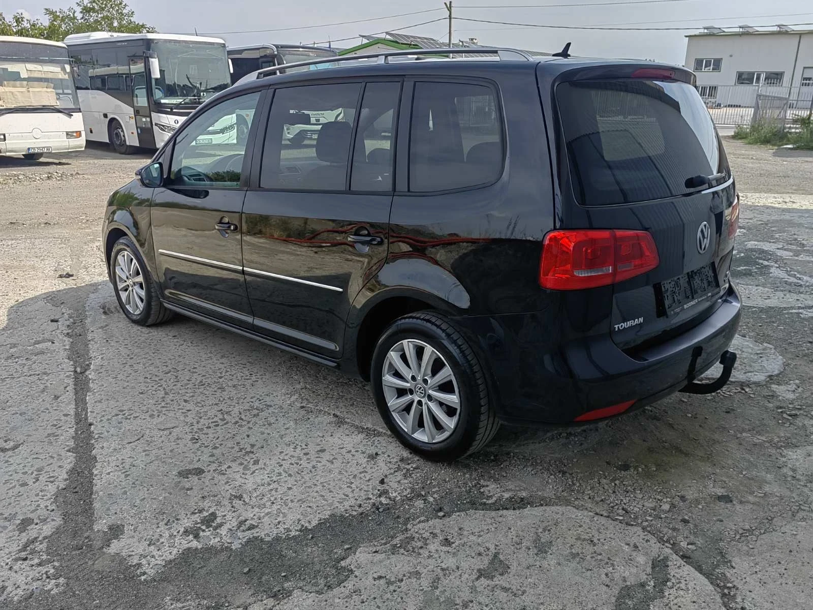 VW Touran 1.6TDI - изображение 5