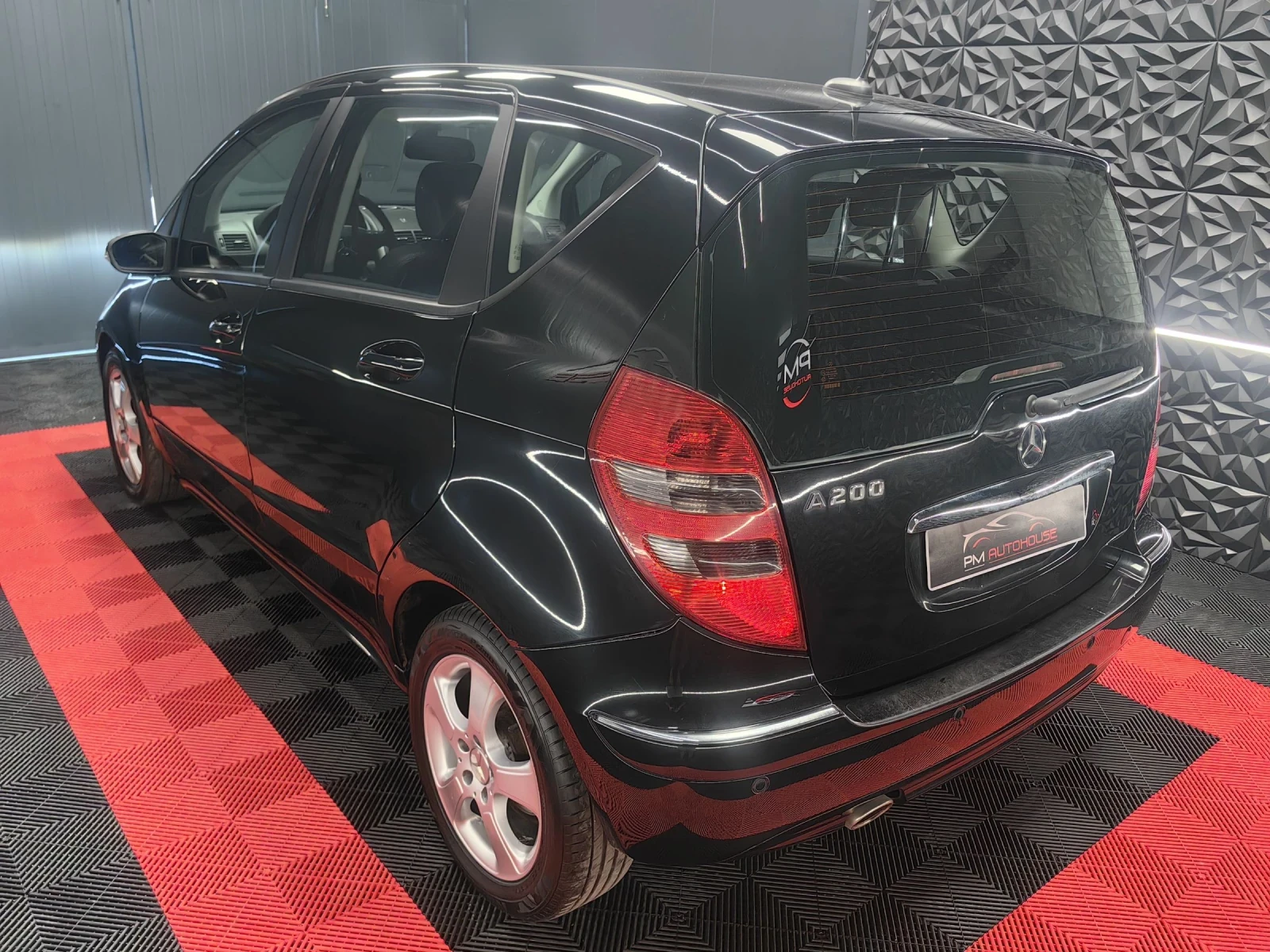 Mercedes-Benz A 200 АВТОМАТ* AVANTGARDE* ПОДГРЕВ* НАВИ* КОЖА - изображение 3