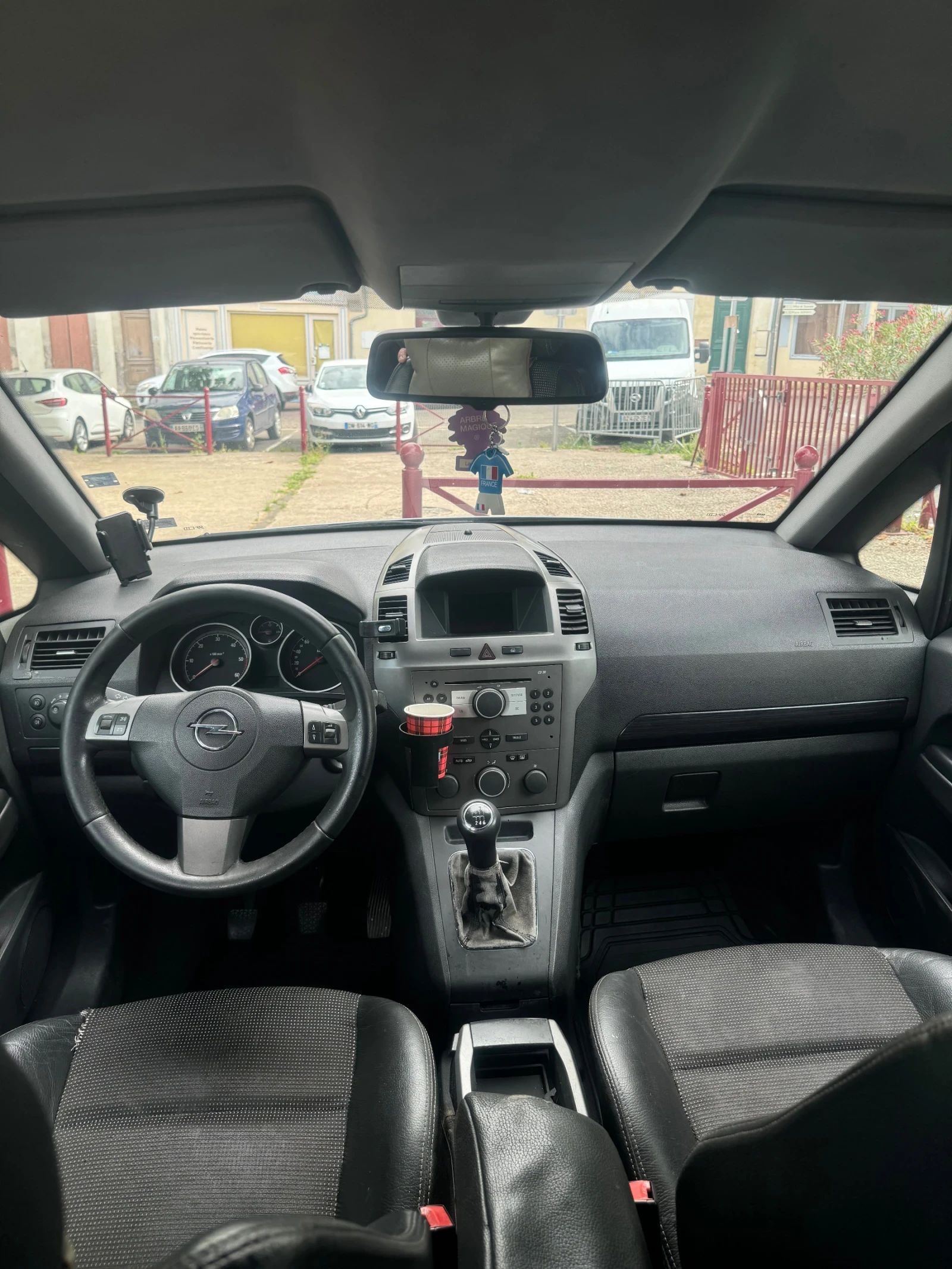 Opel Zafira 1.9 150кс - изображение 5