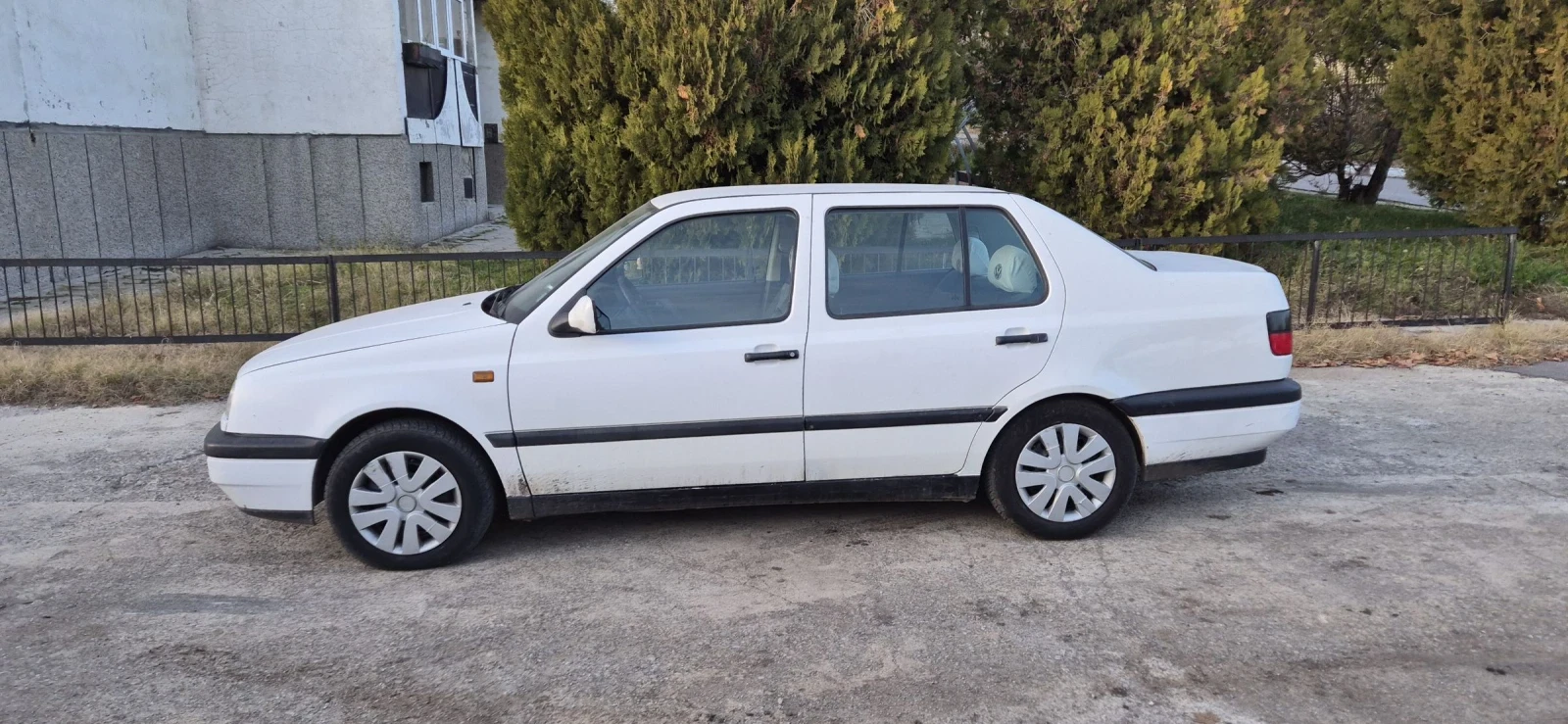 VW Vento | Mobile.bg   3
