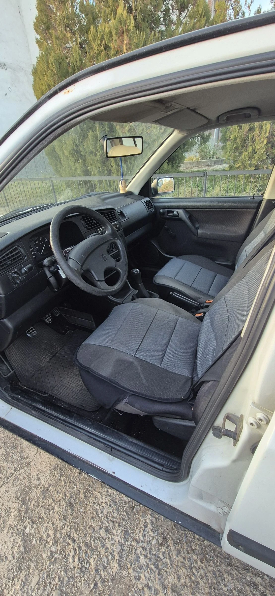 VW Vento | Mobile.bg   7