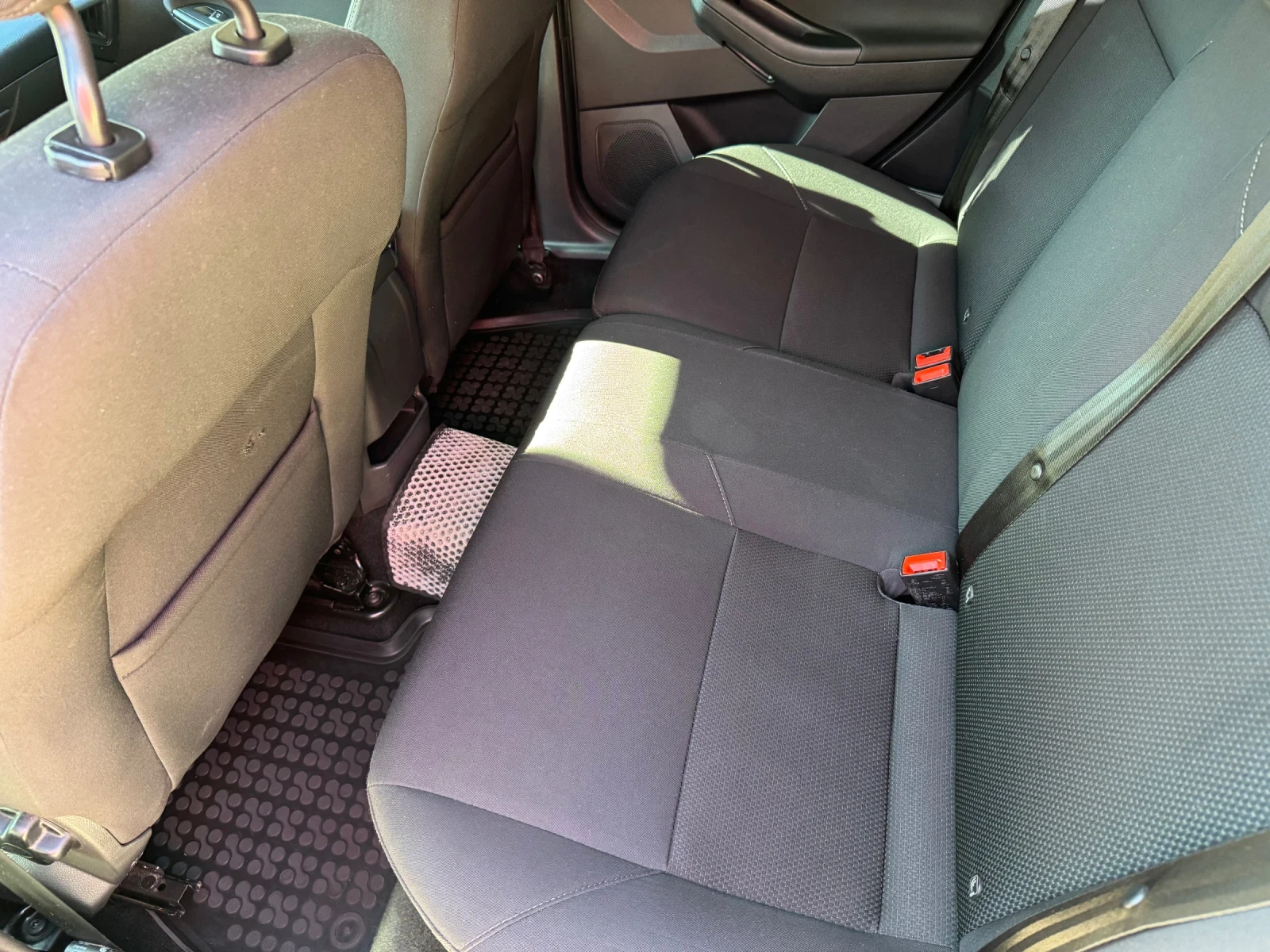 Ford Focus 1.5 - изображение 10