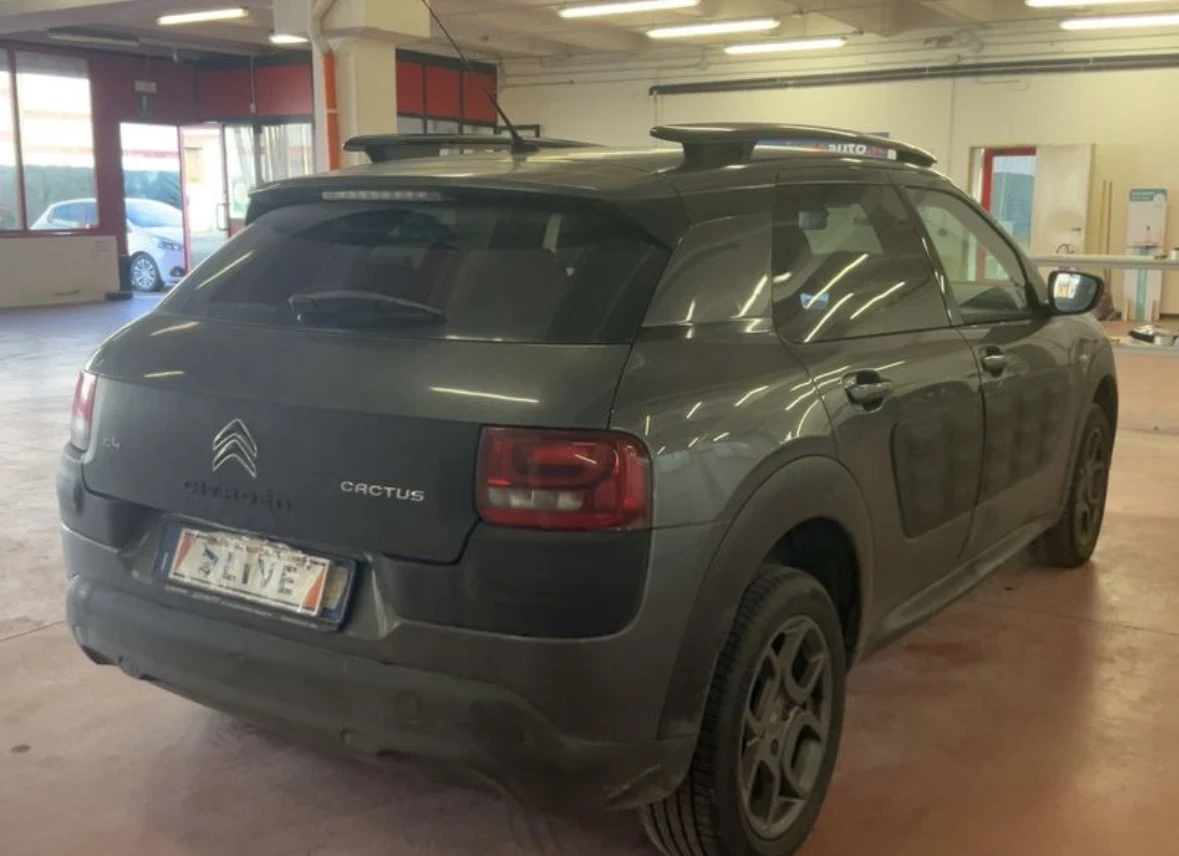 Citroen C4 Cactus 1.6 Blue-HDi Shine , снимка 5 - Автомобили и джипове - 53771796