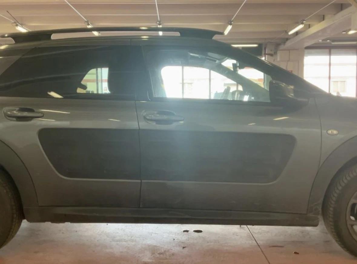 Citroen C4 Cactus 1.6 Blue-HDi Shine , снимка 4 - Автомобили и джипове - 53771796