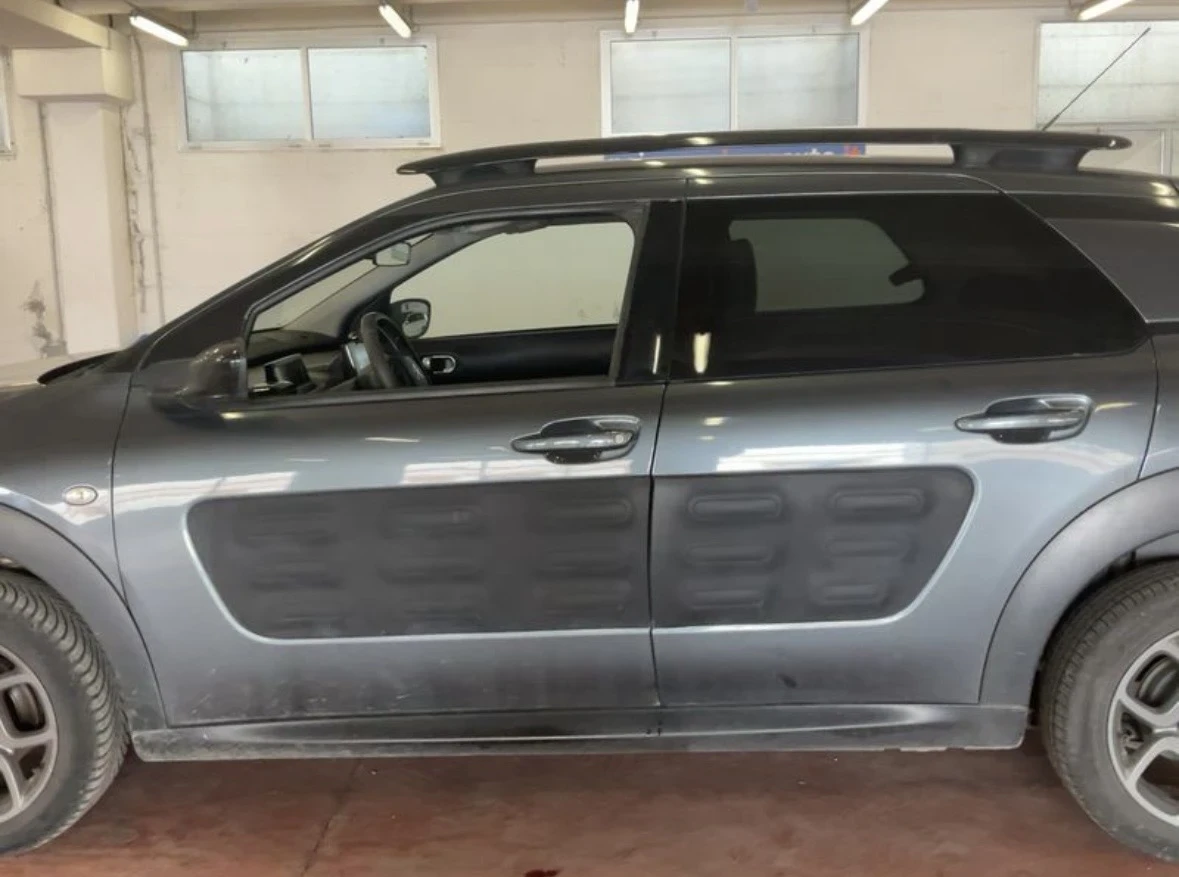 Citroen C4 Cactus 1.6 Blue-HDi Shine , снимка 8 - Автомобили и джипове - 53771796