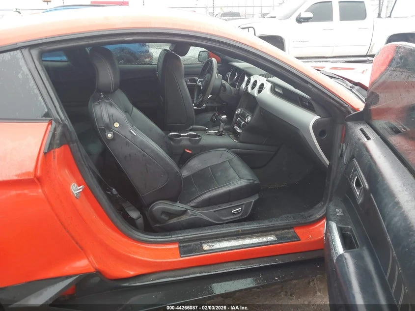 Ford Mustang 2.3l Ecoboost, снимка 5 - Автомобили и джипове - 53907833