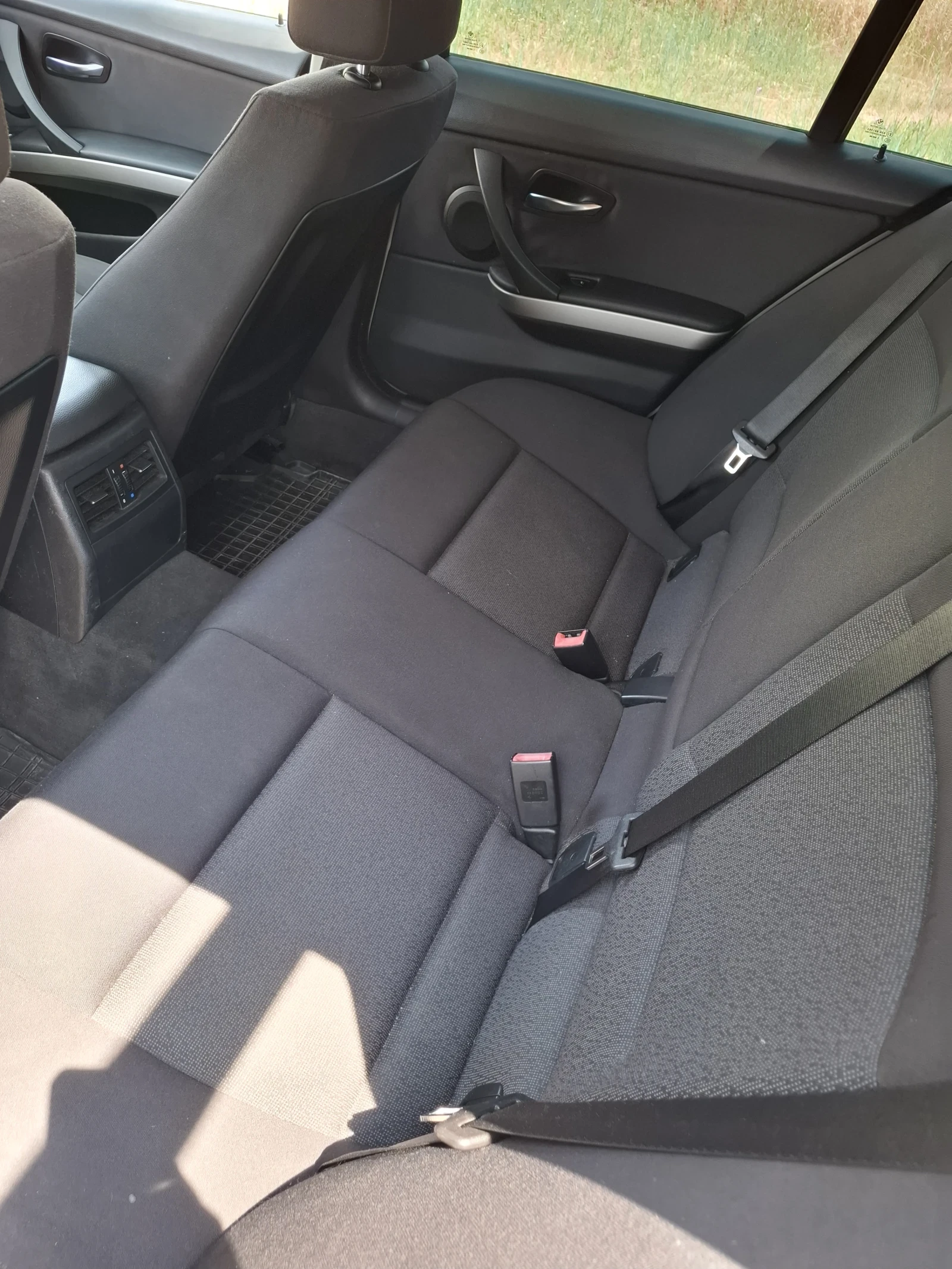 BMW 318, снимка 11 - Автомобили и джипове - 54060875