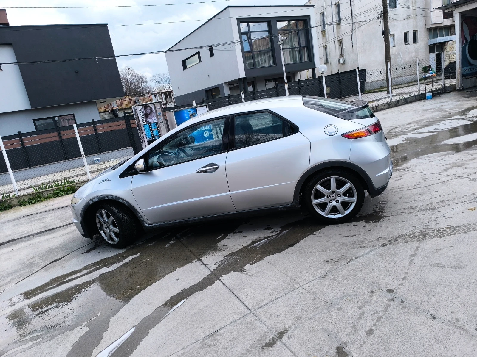 Honda Civic, снимка 2 - Автомобили и джипове - 54156531