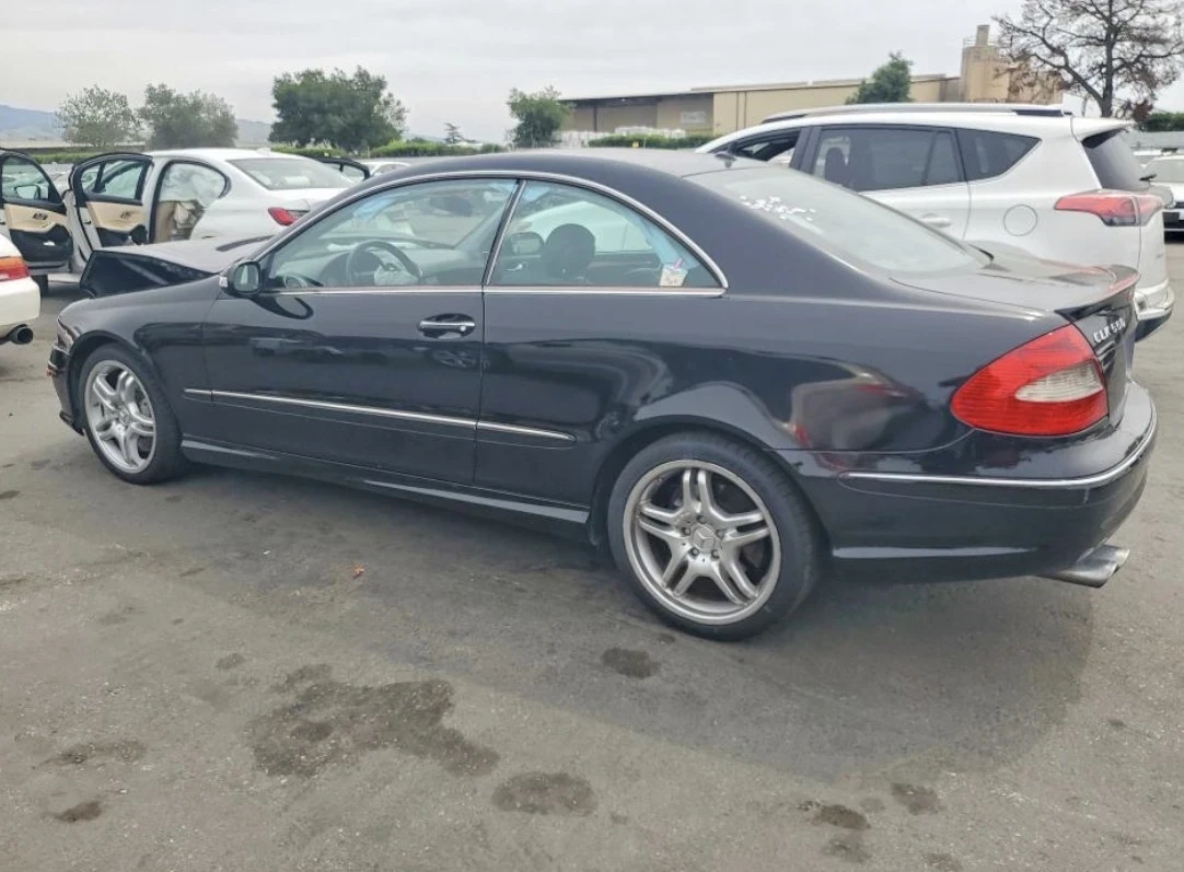 Mercedes-Benz CLK 550 * AMG * ПАМЕТ * ЕЛ САЛОН * ЧЕРЕН САЛОН * , снимка 6 - Автомобили и джипове - 54167292
