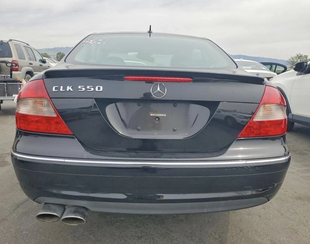 Mercedes-Benz CLK 550 * AMG * ПАМЕТ * ЕЛ САЛОН * ЧЕРЕН САЛОН * , снимка 5 - Автомобили и джипове - 54167292