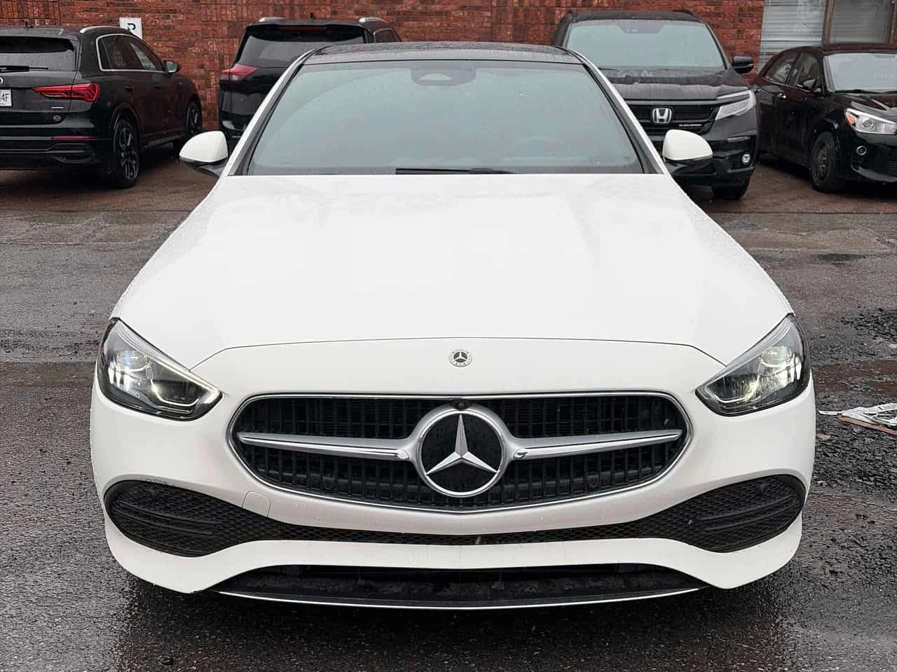 Mercedes-Benz C 300 /ПАНОРАМА/ПОДГРЕВИ/ЛИЦЕНЗИРАН ПРОДАВАЧ, снимка 6 - Автомобили и джипове - 54183858