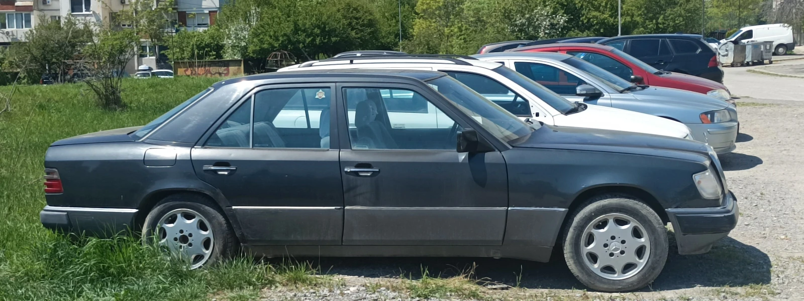 Mercedes-Benz E 230, снимка 4 - Автомобили и джипове - 54372270