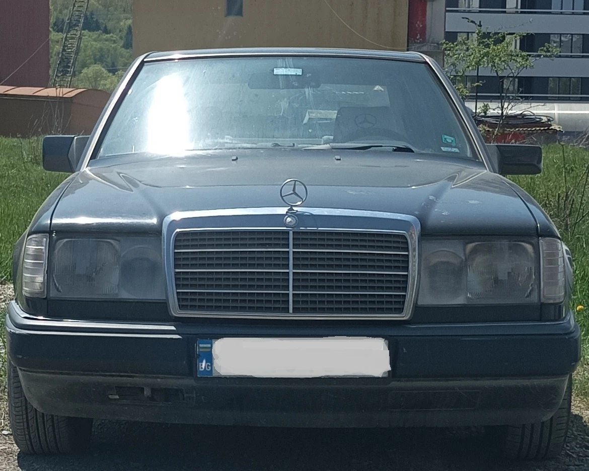 Mercedes-Benz E 230, снимка 2 - Автомобили и джипове - 54372270