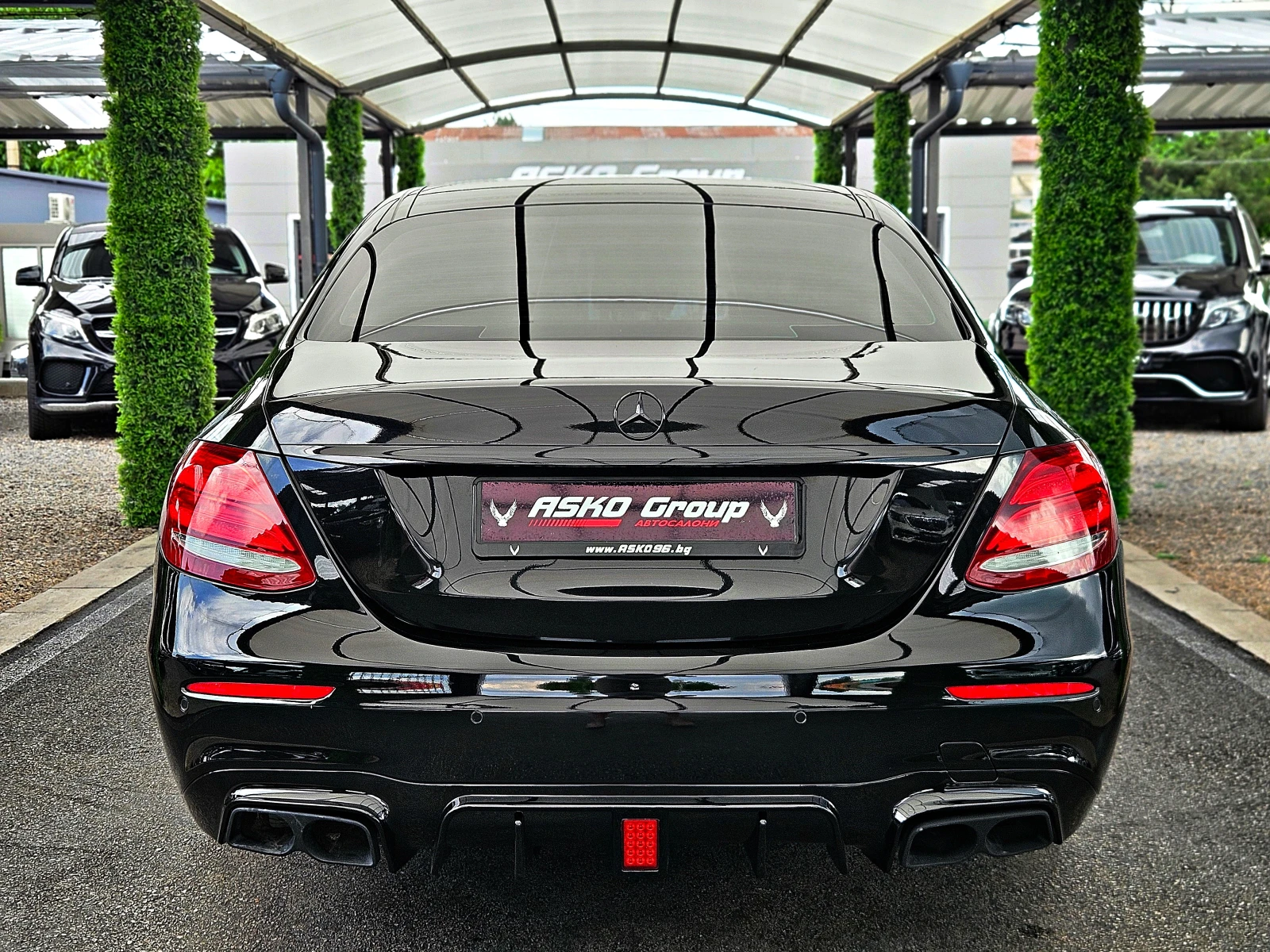 Mercedes-Benz E 220 6.3AMG/4D BURMESTER/360CAM/HUD/ПОДГРЕВ/CAR PLAY/LI, снимка 6 - Автомобили и джипове - 54773811