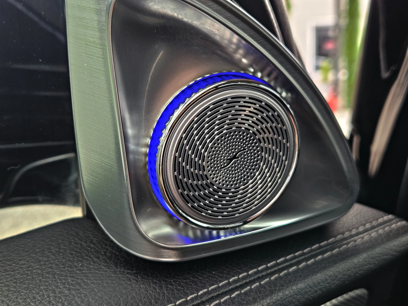 Mercedes-Benz E 220 6.3AMG/4D BURMESTER/360CAM/HUD/ПОДГРЕВ/CAR PLAY/LI, снимка 11 - Автомобили и джипове - 54773811