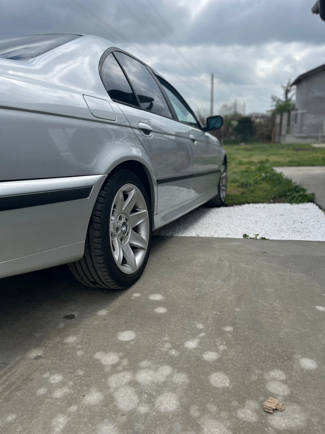 BMW 530
