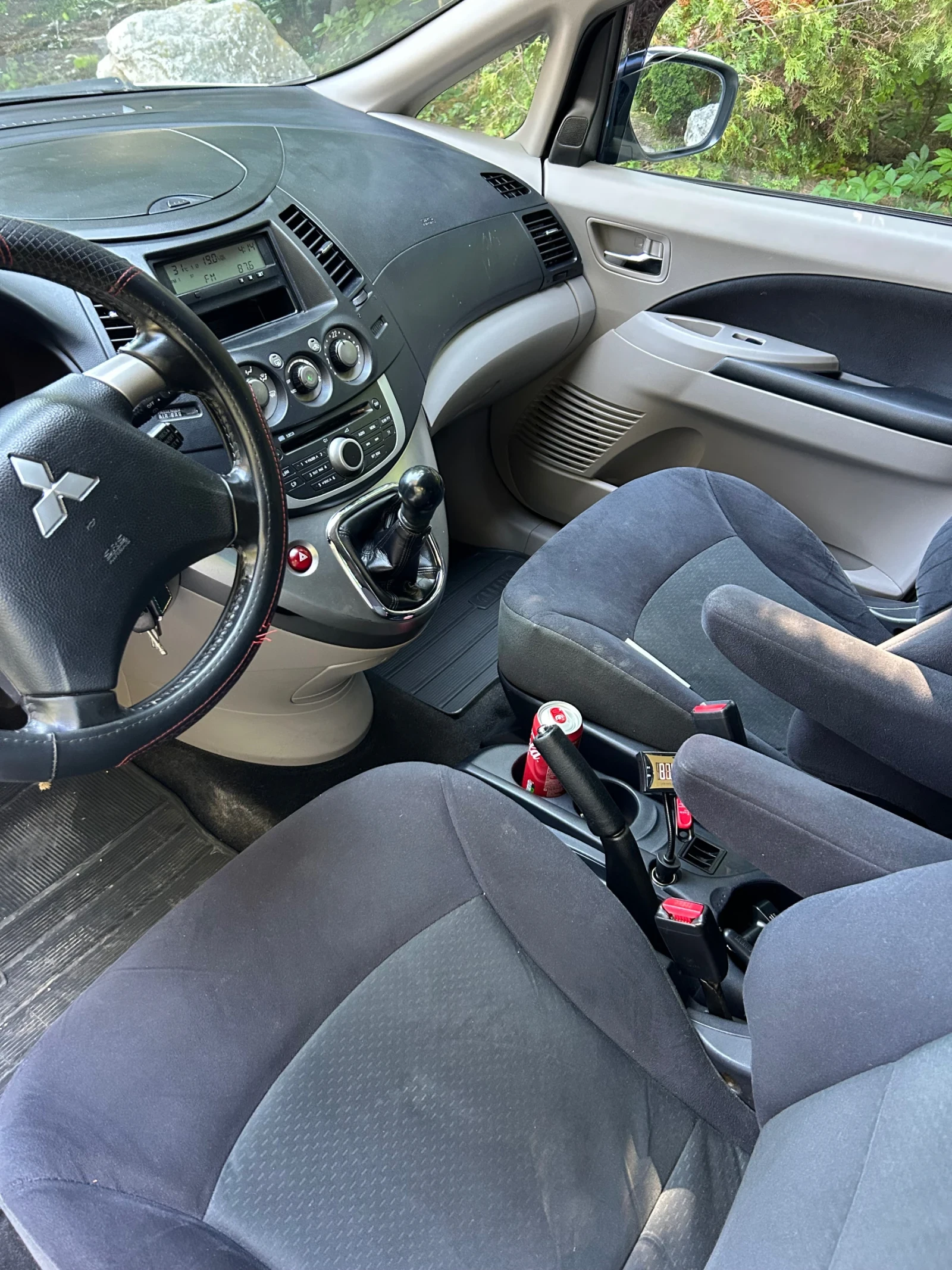Mitsubishi Grandis 2.0 disel 140 кс 7 местен, снимка 7 - Автомобили и джипове - 55158293