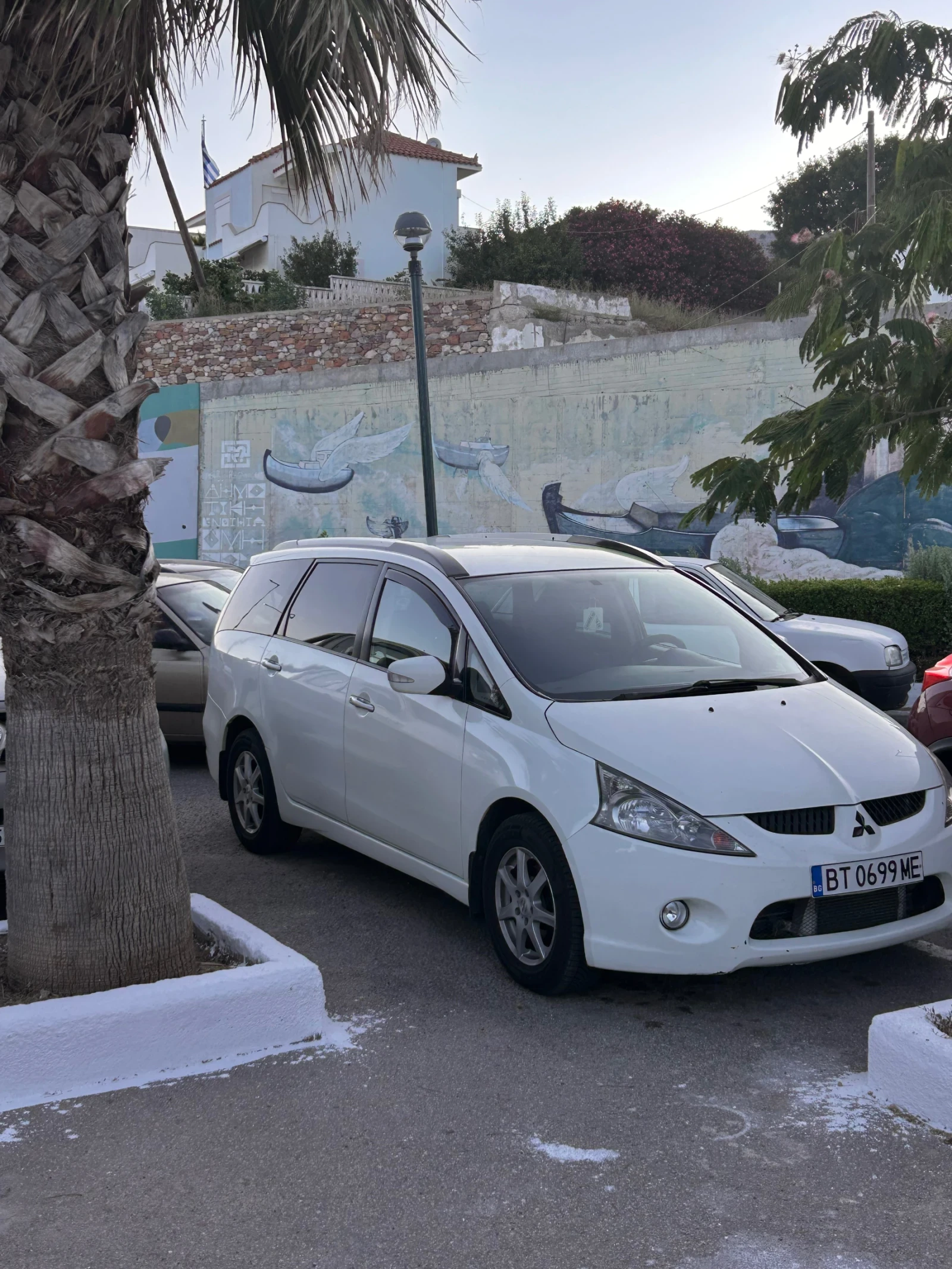 Mitsubishi Grandis 2.0 disel 140 кс 7 местен