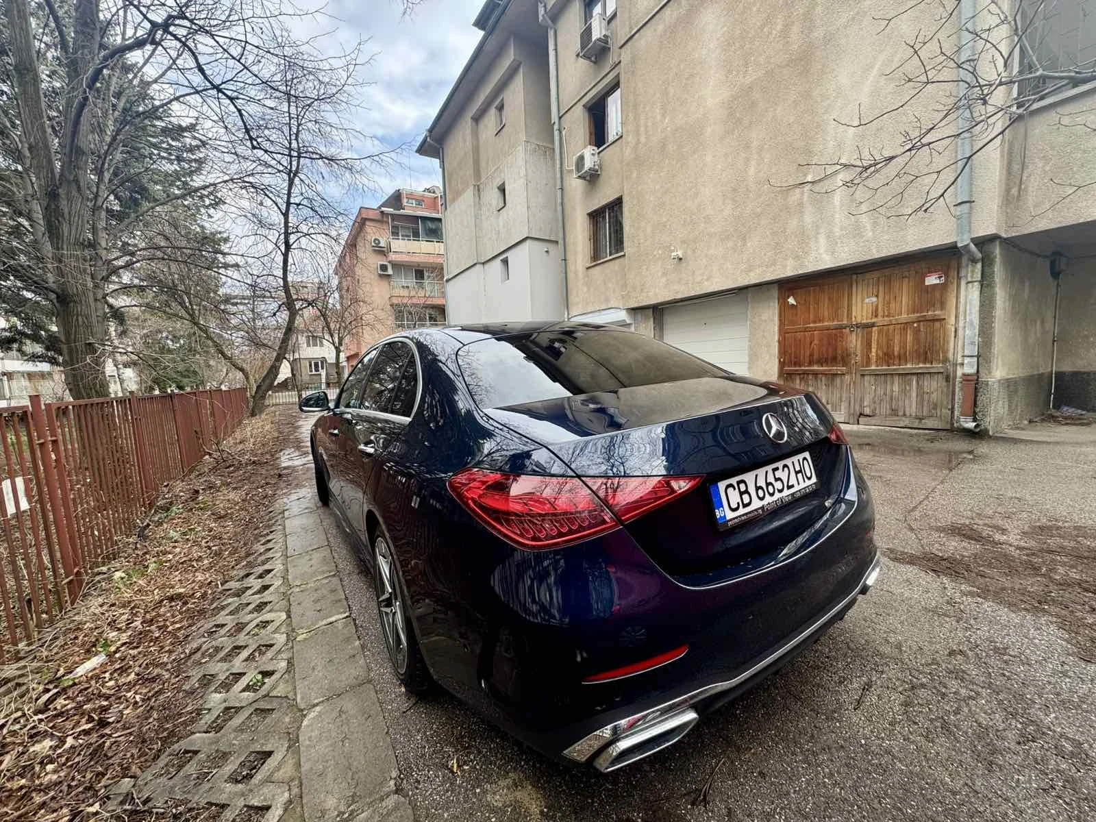 Mercedes-Benz C 220, снимка 3 - Автомобили и джипове - 55397377