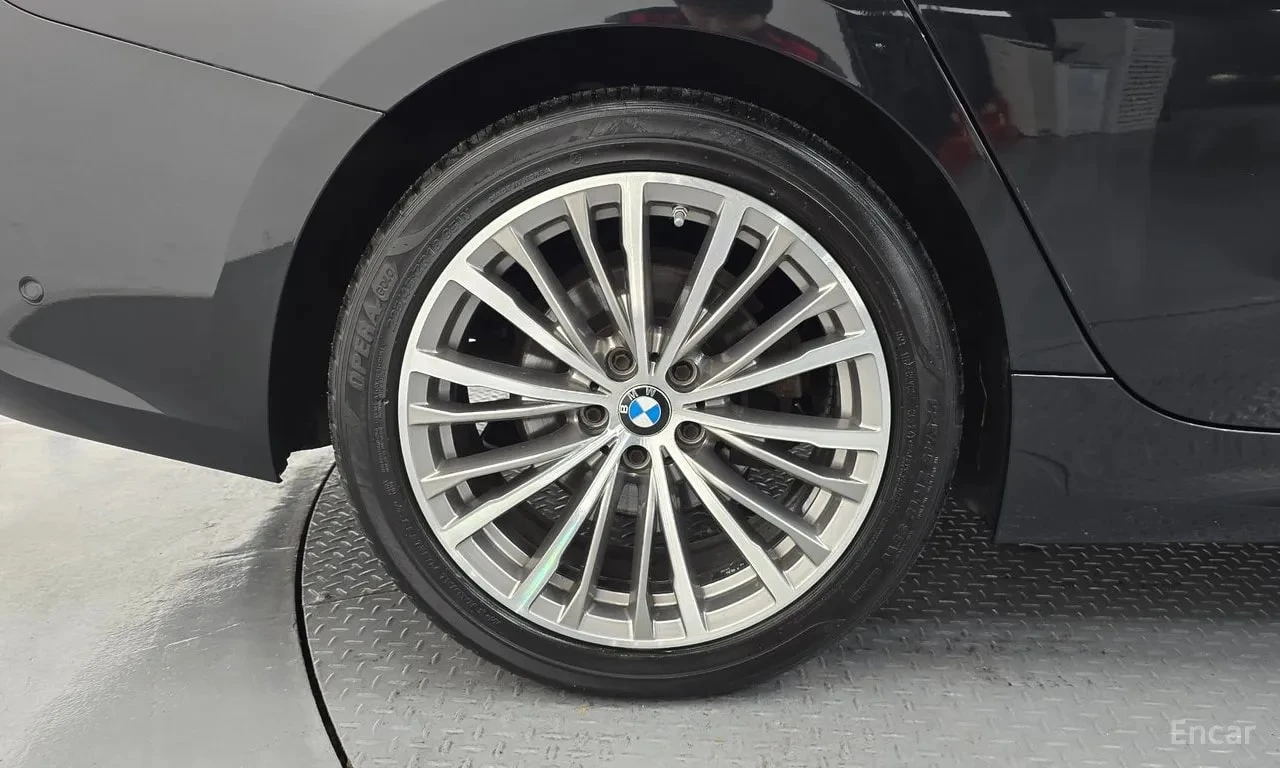 BMW 320 d Touring Luxury| ПАНОРАМА| ПАМЕТ| ЩОРИ| ФИКС ЦЕНА, снимка 5 - Автомобили и джипове - 55920876