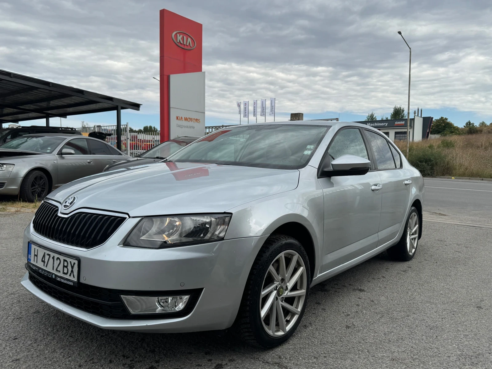 Skoda Octavia 2.0TDI 4x4 DSG, снимка 3 - Автомобили и джипове - 55948856