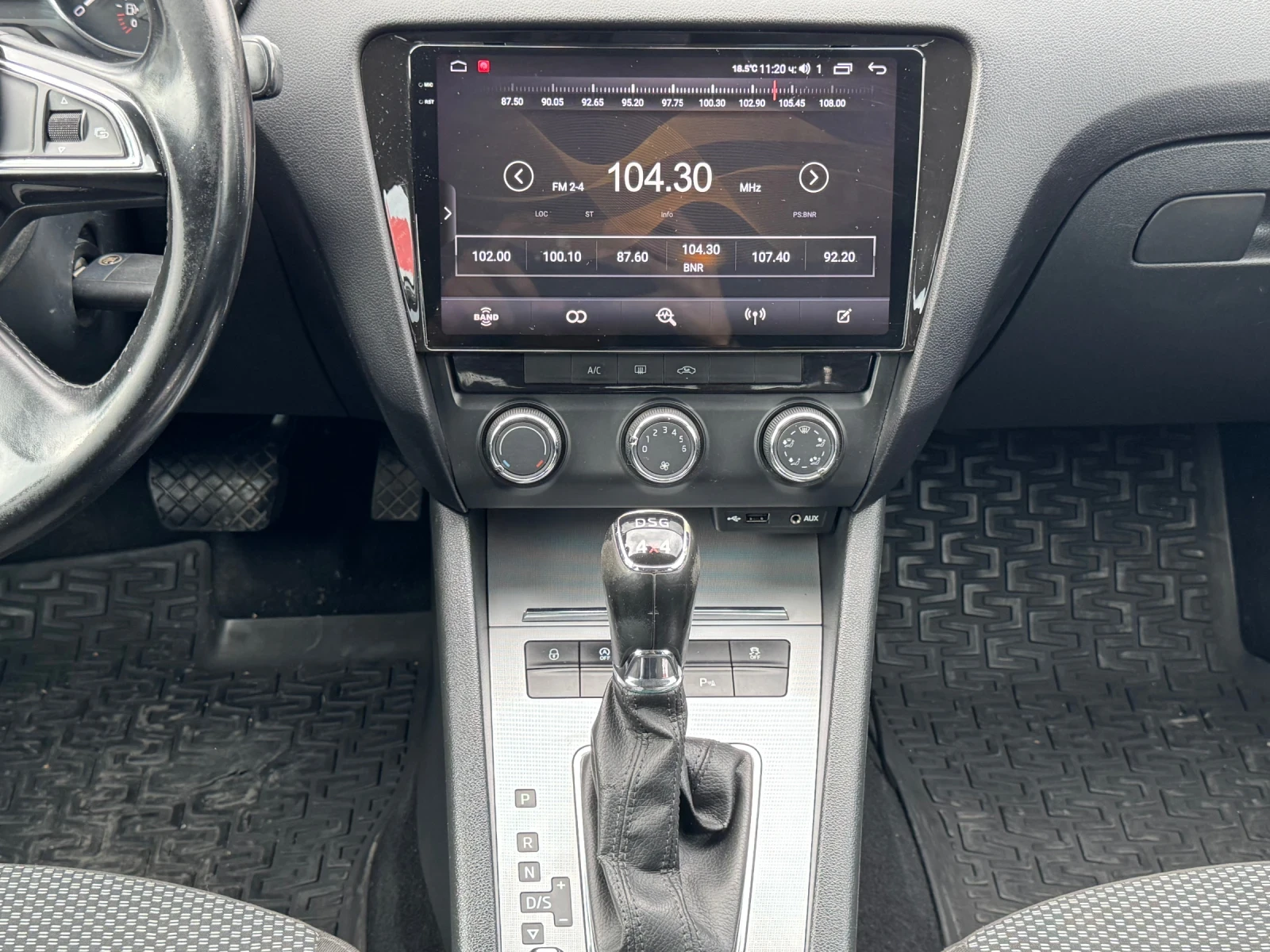 Skoda Octavia 2.0TDI 4x4 DSG, снимка 12 - Автомобили и джипове - 55948856