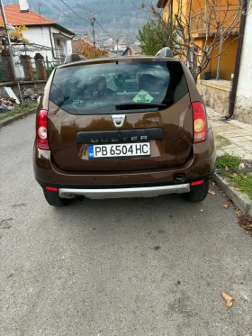Dacia Duster 1.5dCI, ОБСЛУЖЕНА 1ви собственик , всичко платено, снимка 5