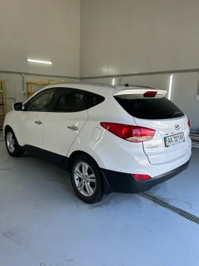 Hyundai IX35 2.0 бензин автомат 4х4, снимка 5