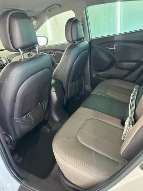 Hyundai IX35 2.0 бензин автомат 4х4, снимка 12